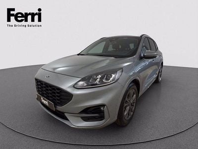 Usata Ford Kuga ST-Line 190 CV (139 kW) 2022 Solar silver SUV