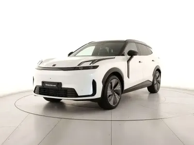 Nuova Lynk & Co 08 139 CV (102 kW) 2026 Bianco SUV