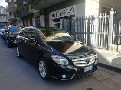 Usata Mercedes B180 Executive 109 CV (80 kW) 2013 Nero Monovolume