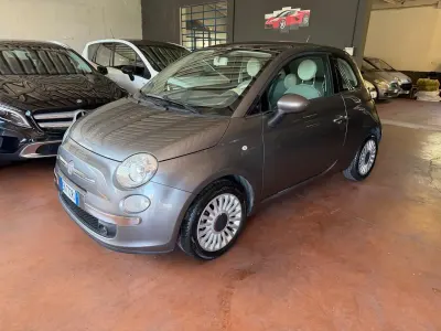 Begagnad Fiat 500 Lounge 95 HK (69 kW) 2012 Grå Sedan