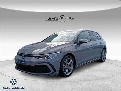 Moonstone grey Usata 2023 VW Golf R-line Berlina | 28.600 € (Cara)