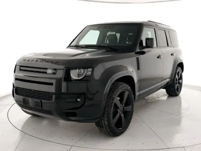 Nuova Land Rover Defender SE Dynamic 200 CV (147 kW) 2026 Nero SUV
