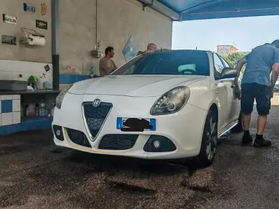 Usata Alfa Romeo Giulietta 120 CV (88 kW) 2013 Bianco Utilitaria
