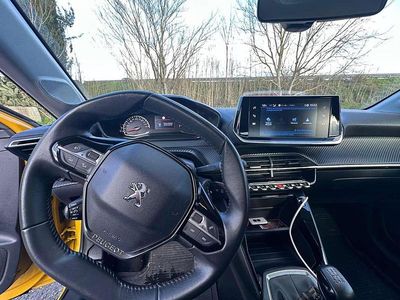 Usata Peugeot 208 Allure 75 CV (55 kW) 2019 Utilitaria