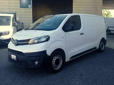 Usata Toyota Proace 120 CV (88 kW) 2019 Bianco Monovolume