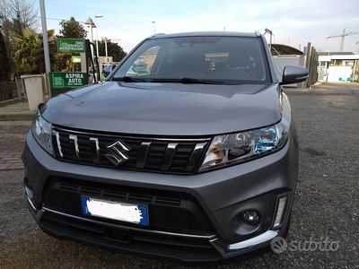 Usata Suzuki Vitara 140 CV (102 kW) 2019 Grigio SUV