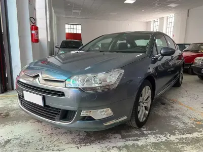Usata Citroën C5 Exclusive 125 CV (91 kW) 2010 Grigio Berlina