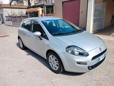 Usata Fiat Punto 85 CV (62 kW) 2014 Grigio Utilitaria