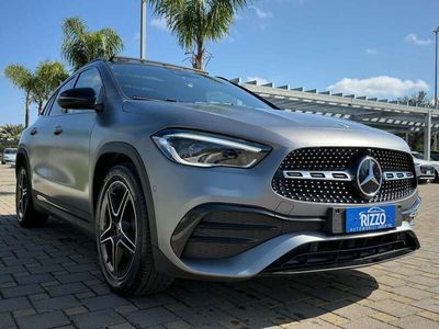 Usata Mercedes GLA200 Premium 150 CV (110 kW) 2020 Bianco SUV