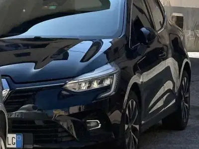 Usata Renault Clio IV Intens 101 CV (74 kW) 2019 Nero Berlina
