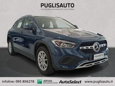 Usata Mercedes GLA200 Business 150 CV (110 kW) 2022 Blu SUV