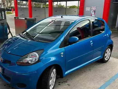 Brugt Toyota Aygo Sol 68 HK (50 kW) 2009 Blå Hatchback