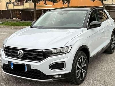 Usata VW T-Roc Style 116 CV (85 kW) 2019 Bianco SUV