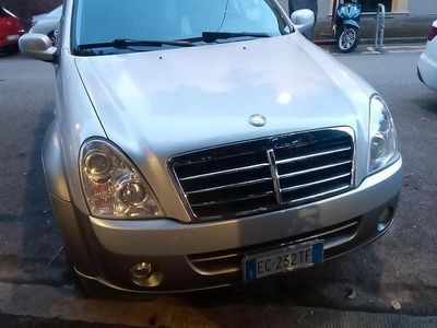 Usata SsangYong Rexton 165 CV (121 kW) 2010 Grigio SUV