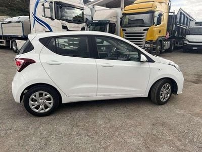 Usata Hyundai i10 Advanced 67 CV (49 kW) 2020 Bianco Utilitaria