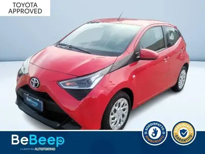 Usata Toyota Aygo X-play 72 CV (52 kW) 2019 Rosso metallizzato Utilitaria