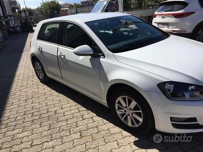 Usata VW Golf VII 110 CV (80 kW) 2015 Bianco Berlina