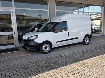 Usata Fiat Doblò S 105 CV (77 kW) 2021 Bianco Monovolume