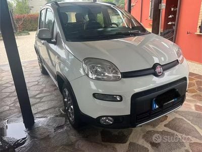 Usata Fiat Panda 4x4 95 CV (69 kW) 2016 Bianco Utilitaria