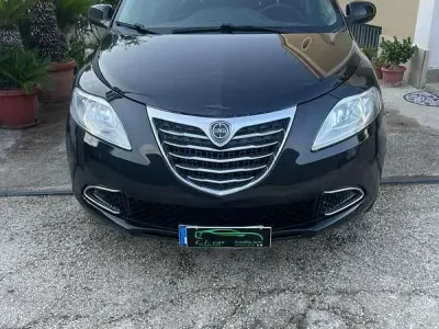 Usata Lancia Ypsilon S 69 CV (50 kW) 2015 Utilitaria