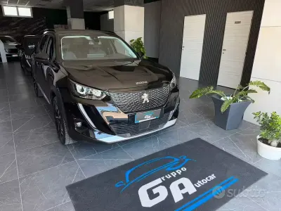 Usata Peugeot 2008 Allure 131 CV (96 kW) 2021 Nero SUV