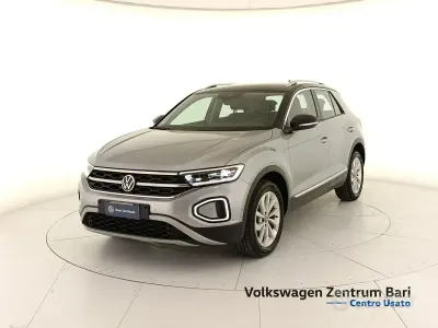 Usata VW T-Roc Style 116 CV (85 kW) 2025 Argento SUV