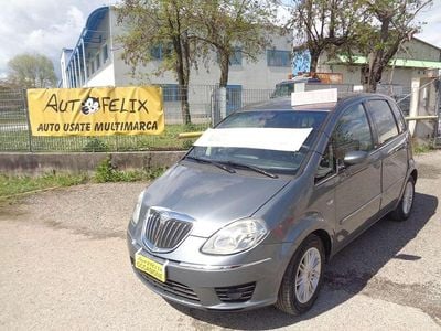 Usata Lancia Musa 90 CV (66 kW) 2009 Grigio Monovolume