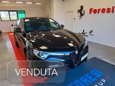 Second-hand Alfa Romeo Stelvio Sprint 190 CP (139 kW) 2022 Negru SUV