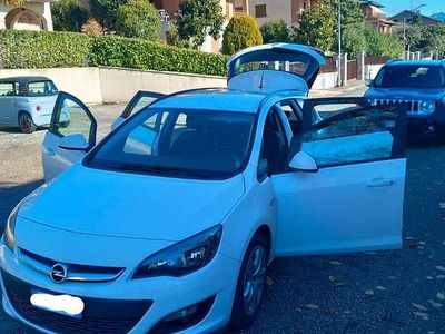 Bianco Usata 2016 Opel Astra Station wagon | 4700 € (Ottimo prezzo)
