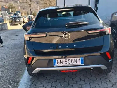 Usata Opel Mokka 110 CV (80 kW) 2023 Nero SUV