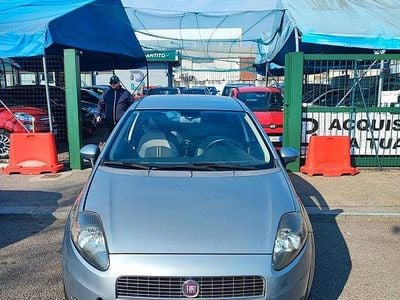 Usata Fiat Grande Punto 65 CV (47 kW) 2009 Grigio Utilitaria