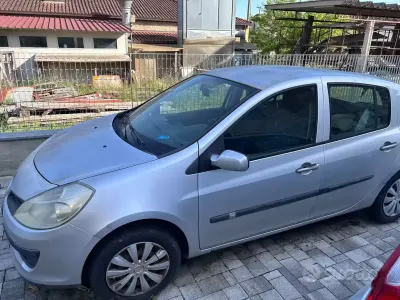 Usata Renault Clio II 75 CV (55 kW) 2008 Grigio Utilitaria