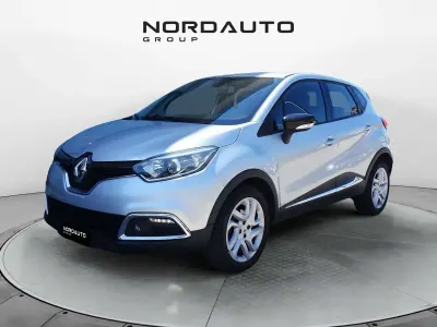 Usata Renault Captur Intens 90 CV (66 kW) 2016 Argento SUV