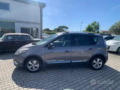 Usata Renault Scénic III XMOD 110 CV (80 kW) 2013 Grigio Monovolume