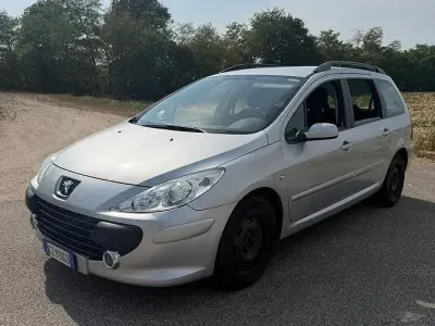 Usata Peugeot 307 109 CV (80 kW) 2006 Grigio Berlina