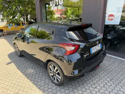 Usata Nissan Micra Tekna 90 CV (66 kW) 2018 Nero Utilitaria