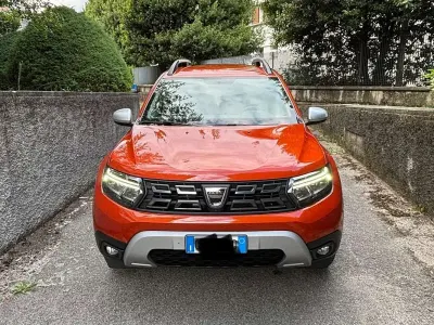 Usata Dacia Duster Prestige 116 CV (85 kW) 2021 Arancione SUV