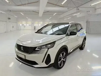 Usata Peugeot 3008 GT 130 CV (95 kW) 2022 Bianco SUV