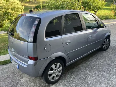 Usata Opel Meriva Cosmo 75 CV (55 kW) 2006 Monovolume