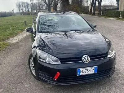 Usata VW Golf VII Comfortline 110 CV (80 kW) 2016 Berlina