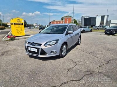 Begagnad Ford Focus Titanium 116 HK (85 kW) 2014 Grå Kombi