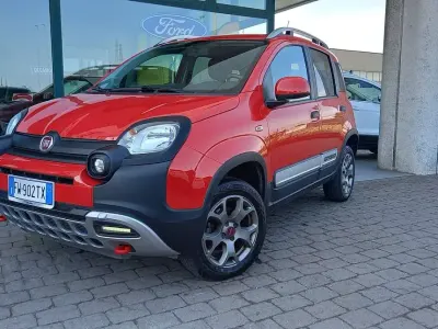 Usata Fiat Panda Cross Cross 86 CV (63 kW) 2019 Rosso passione Utilitaria