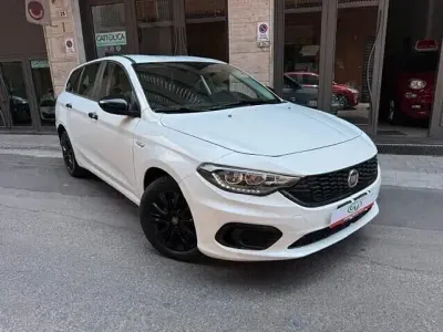 Usata Fiat Tipo Sport 95 CV (69 kW) 2020 Bianco Station wagon