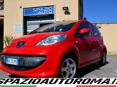 Gebraucht Peugeot 107 68 PS (50 kW) 2006 Rot Kleinwagen