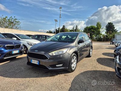 Usata Ford Focus 95 CV (69 kW) 2015 Grigio Berlina