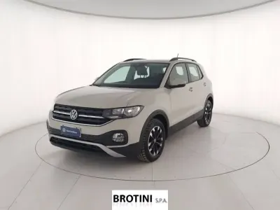 Usata VW T-Cross Style 110 CV (80 kW) 2023 Grigio metallizzato SUV