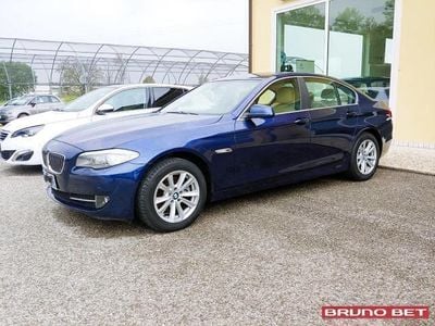 Usata BMW 520 Efficient Dynamics 258 CV (189 kW) 2013 Blu Berlina