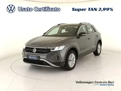Usata VW T-Roc Life 150 CV (110 kW) 2025 Grigio SUV