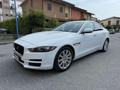 Usata Jaguar XE Prestige 179 CV (131 kW) 2016 Bianco Berlina