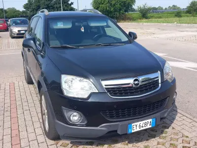 Usata Opel Antara Cosmo 163 CV (119 kW) 2015 Nero SUV